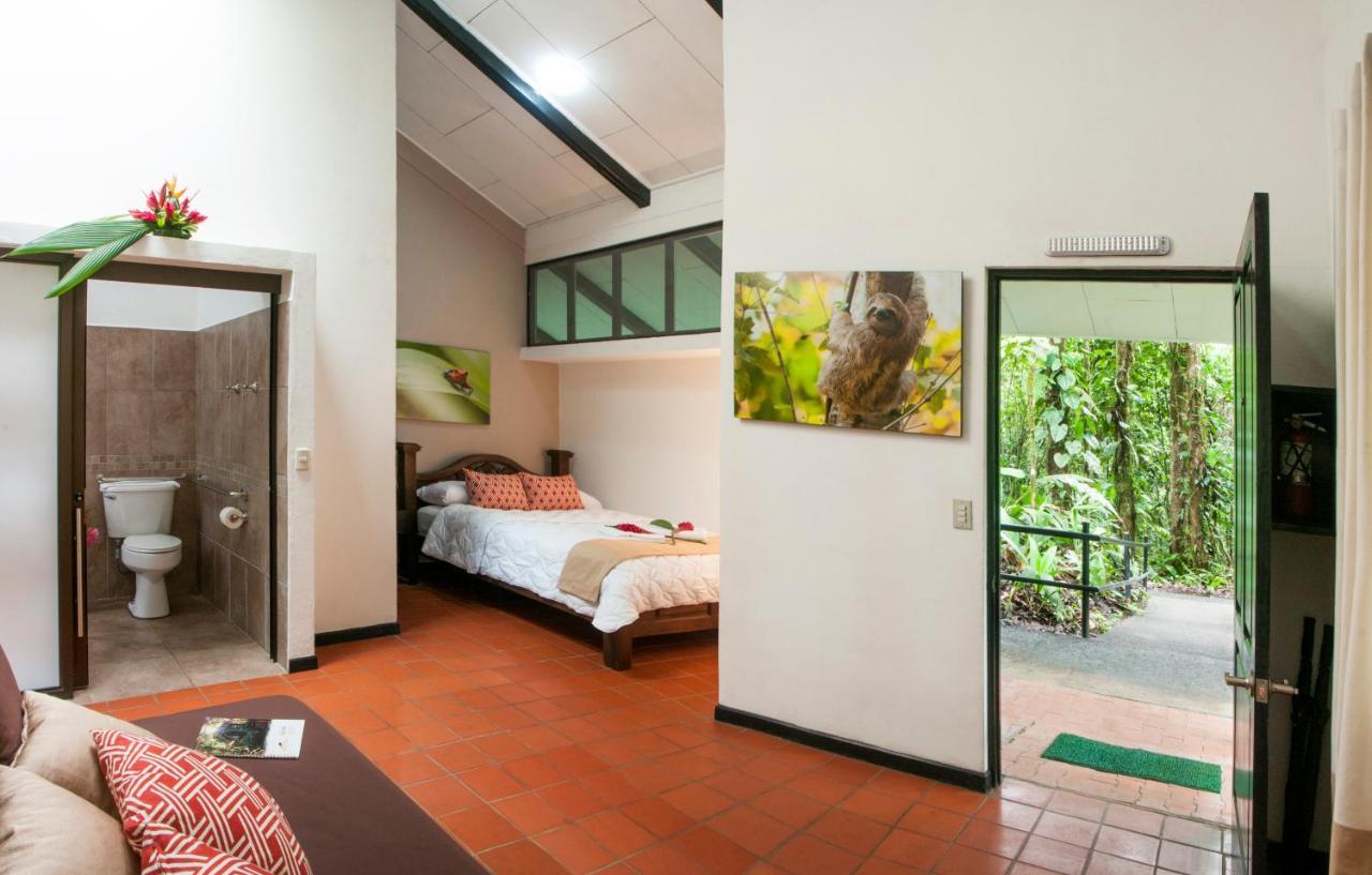 Tapirus Lodge And Reserve Carrillo  Exterior photo